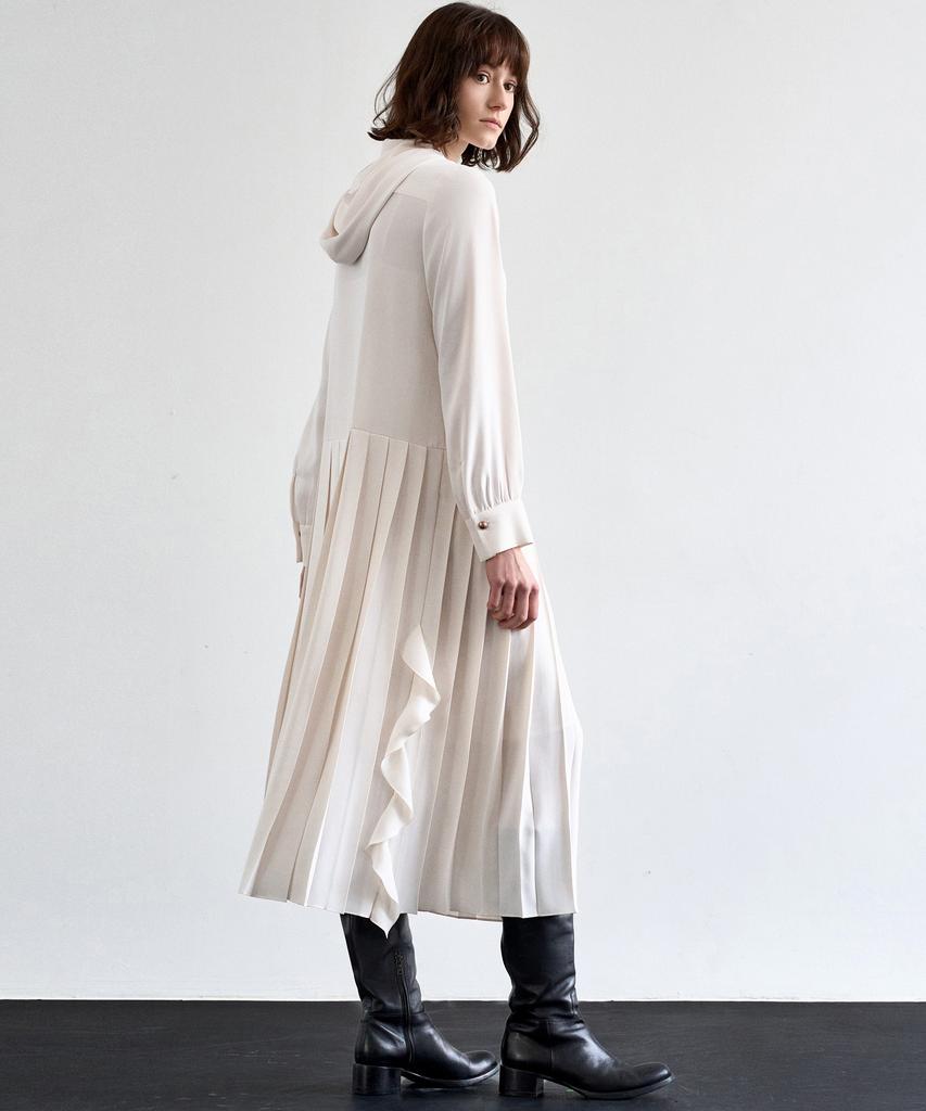 Mite Hood Pleats Dress_Cm