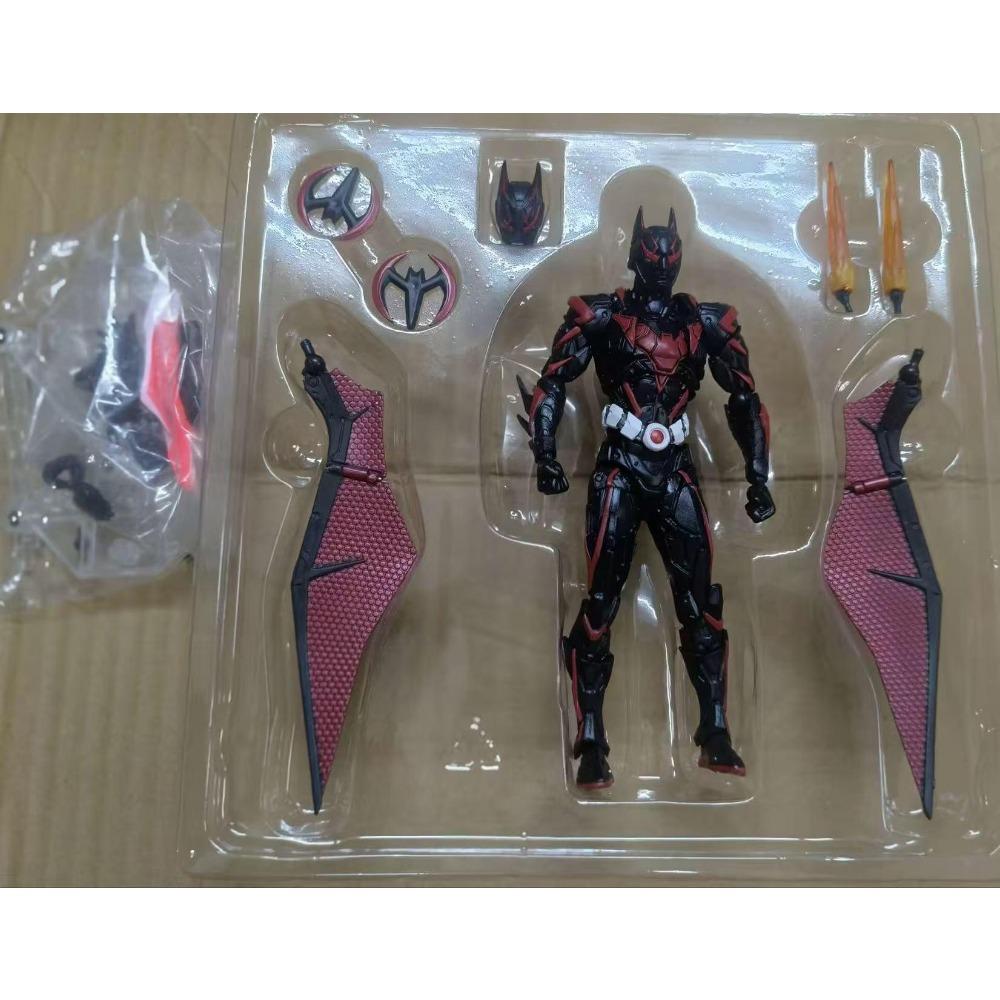 

Kaiyodo Revoltech Amazing Yamaguchi Batman Beyond 1/12 Scale Pvc Action Figure Collectible Model Toy in Stock Gift for Dc Fans