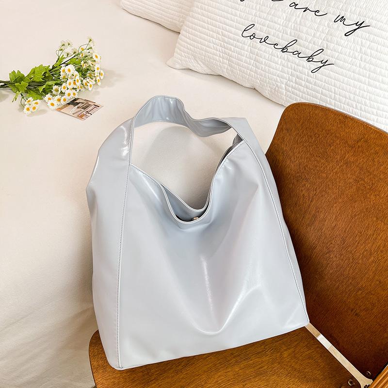 Premium Sense Simple Large Capacity Tote Bag Women's New Casual Lazy Style Commuter Shoulder Bag