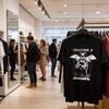 T-shirt nera manica corta con artwork della band rock Tenacious D Tutte le taglie