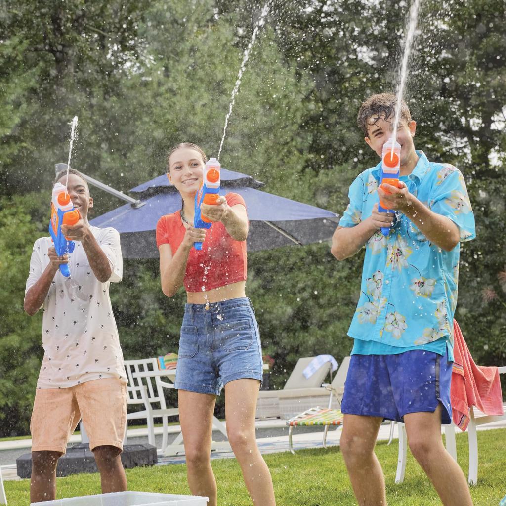 Hasbro Nerf Super Soaker Flip-Fill Water Blaster, 4 Firing Patterns, Quick Refilling, 887mL Tank Capacity, Suitable for Children 6 Years and Up,