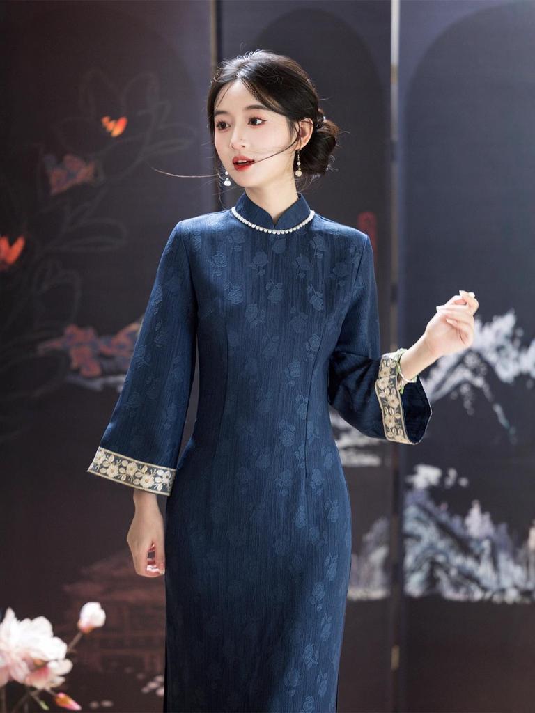 2025 High-End Blue Cheongsam Dress: Large Sleeve Autumn Edition for Young Women