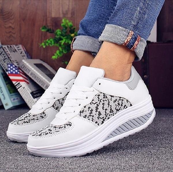 Elegant Casual Fashion Womens Running Sneakers With Premium Leather And Timeless Design