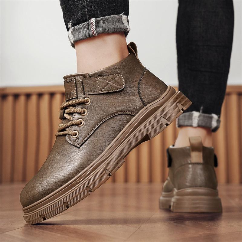 Martin boots new autumn and winter outdoor mountaineering wear-resistant heightening leisure labor insurance