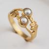 Vintage Gold Color Flower Rings for Women Round Inlaid with White Imitation Pearl Personalized Creativity Party Rings Jewelry