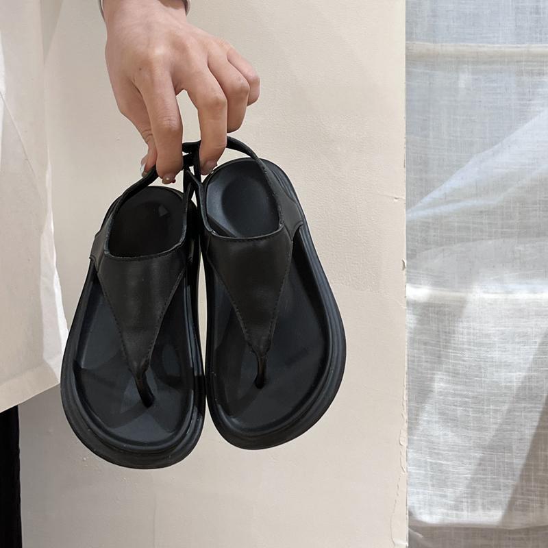 

Summer sandals students boys and girls fashion casual breathable soft bottom soft surface Internet celebrity Korean version of children s shoes 34 inner length 21.4CM чёрный