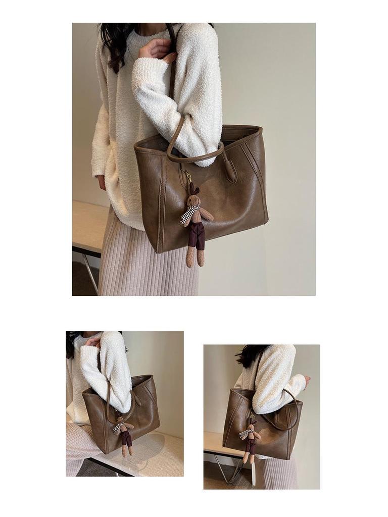 Autumn/Winter 2025 Large Capacity Retro Shoulder Tote Bag for Women