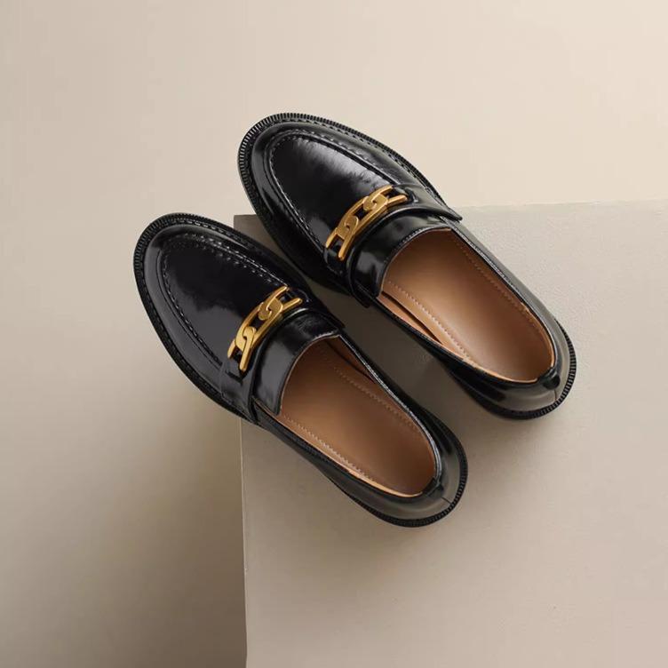 

Real soft leather single shoes thick heel metal buckle loafers women s 2025 new spring French retro fashion versatile small leather shoes 35 чёрный