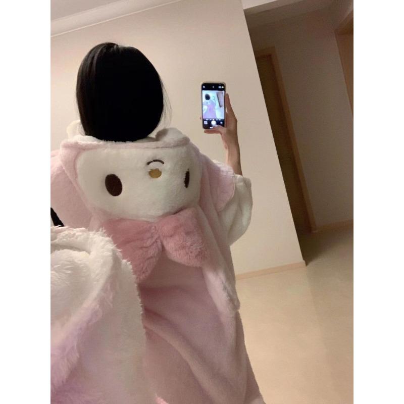 Men's and women's fall and winter sports and leisure warm TV blanket premium women's plush soft robe fluffy warm fluffy bathrobe robe long robe
