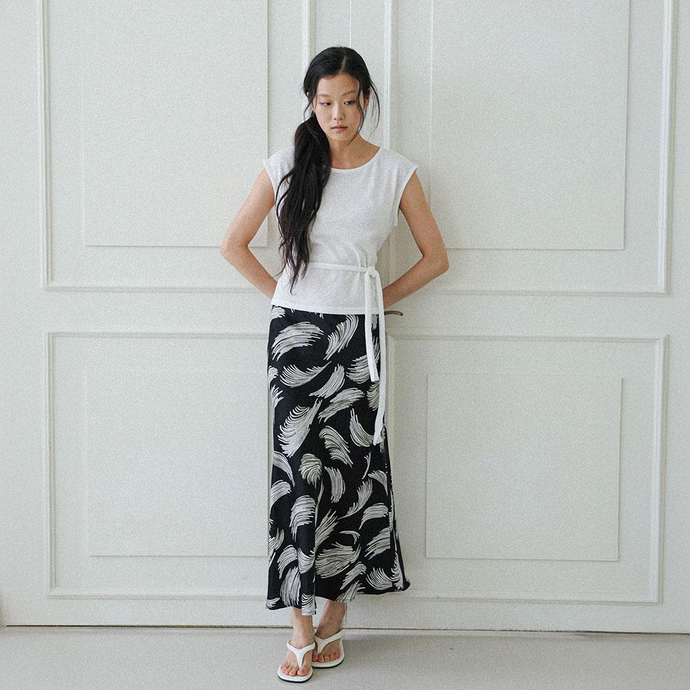 Laengsseon Ls_Brush Print Satin Skirt_2Color