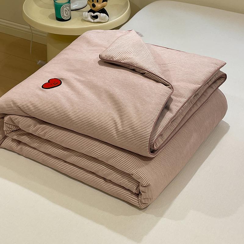 Ins Style Plaid Summer Quilt Light Comforter Spring Summer Comforter Suitable For Bedroom Apartment Student Dormitory