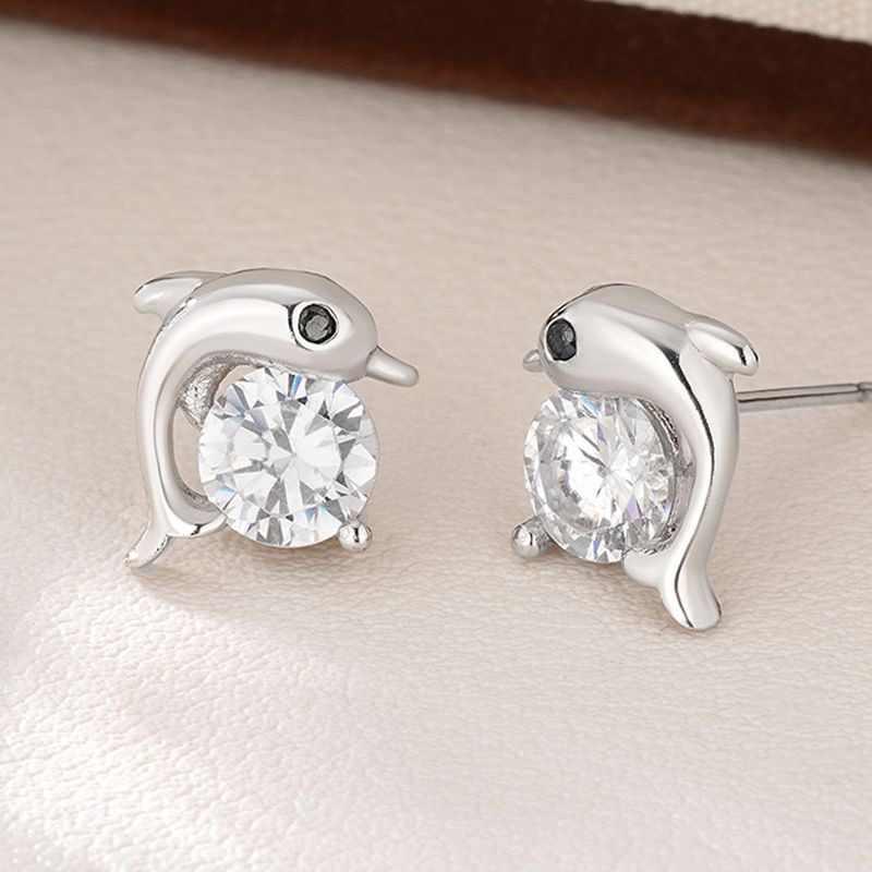 Small Animal Dolphin CZ Crystal Stud Earrings for Women Simple Retro Temperament Fashion Sweet Personality Jewelry