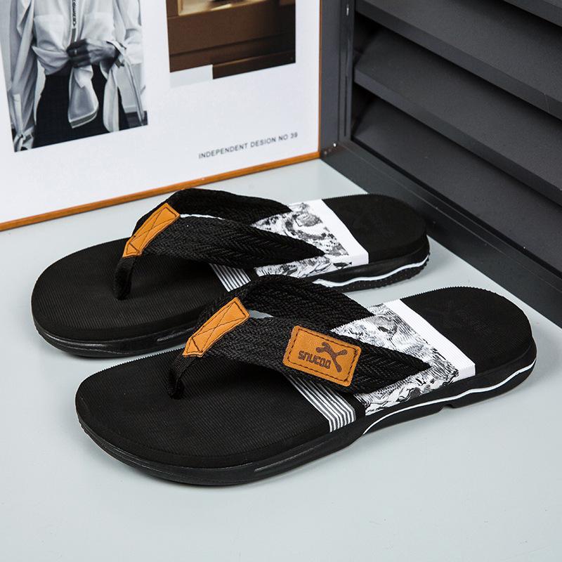 2025 European and American Fashion Slippers Men's Summer Travel Beach Flip-flops Outdoor Non-slip Slippers Foreign Trade Bed and Breakfast