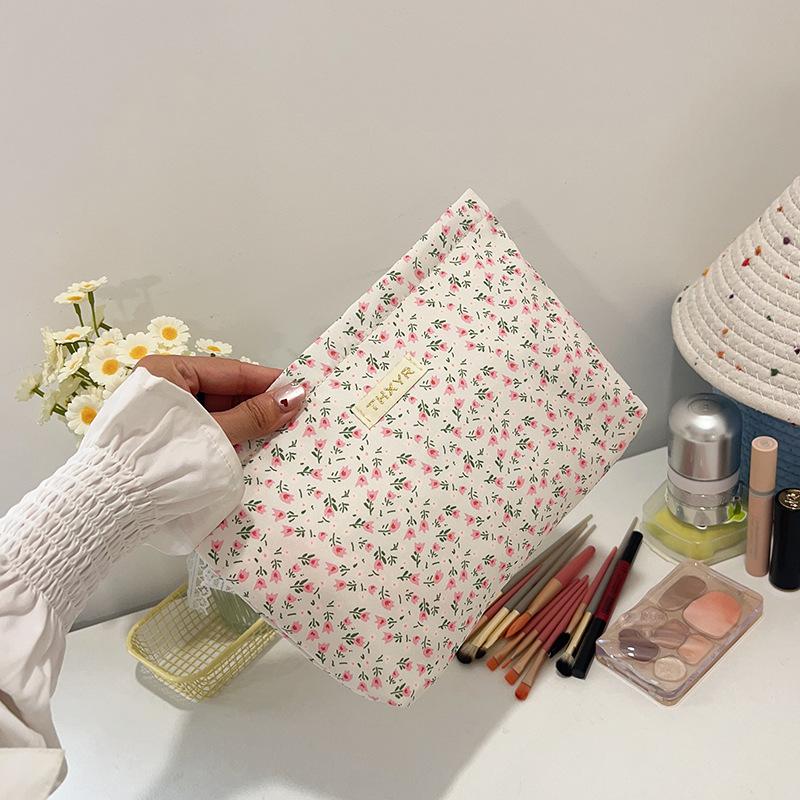 Cute Floral Black White Stripes Cosmetic Bag Large Capacity Travel Portable Girl Makeup Storage Bag Toiletry Bag Clutch Bag Gift