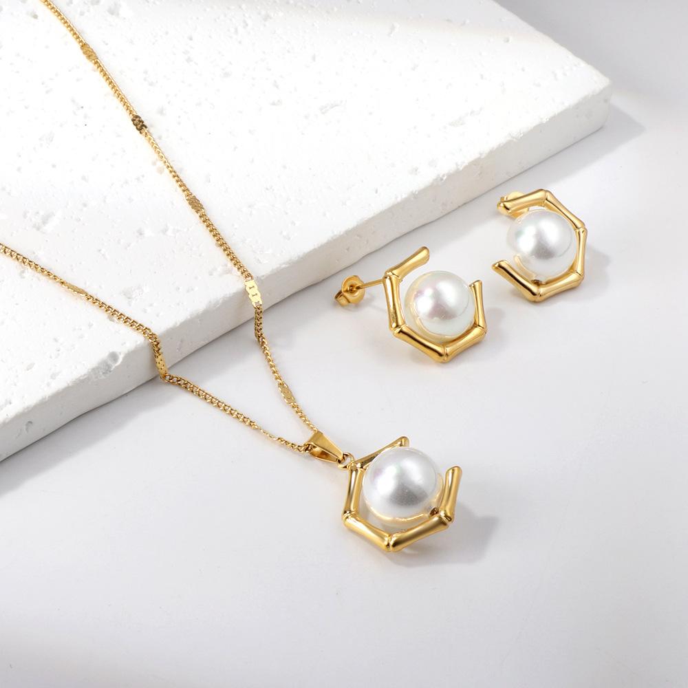Vintage Pearl Necklace Earrings Set Gift Box Elegant Drop Pendant Jewelry For Women