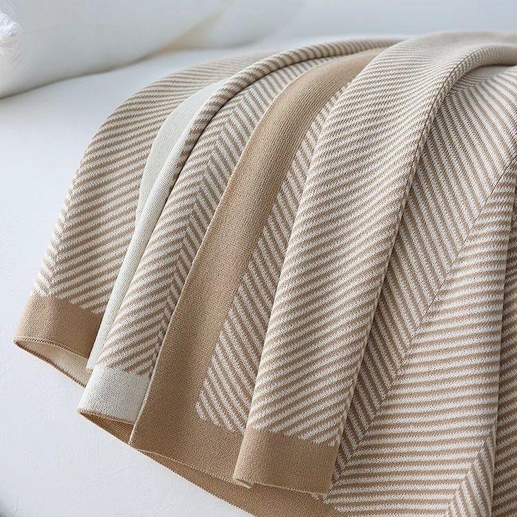 Nordic Minimalist Knitted Summer Nap Air-Conditioning Throw Blanket Bed Runner Drape Yarn Blanket Sofa Throw