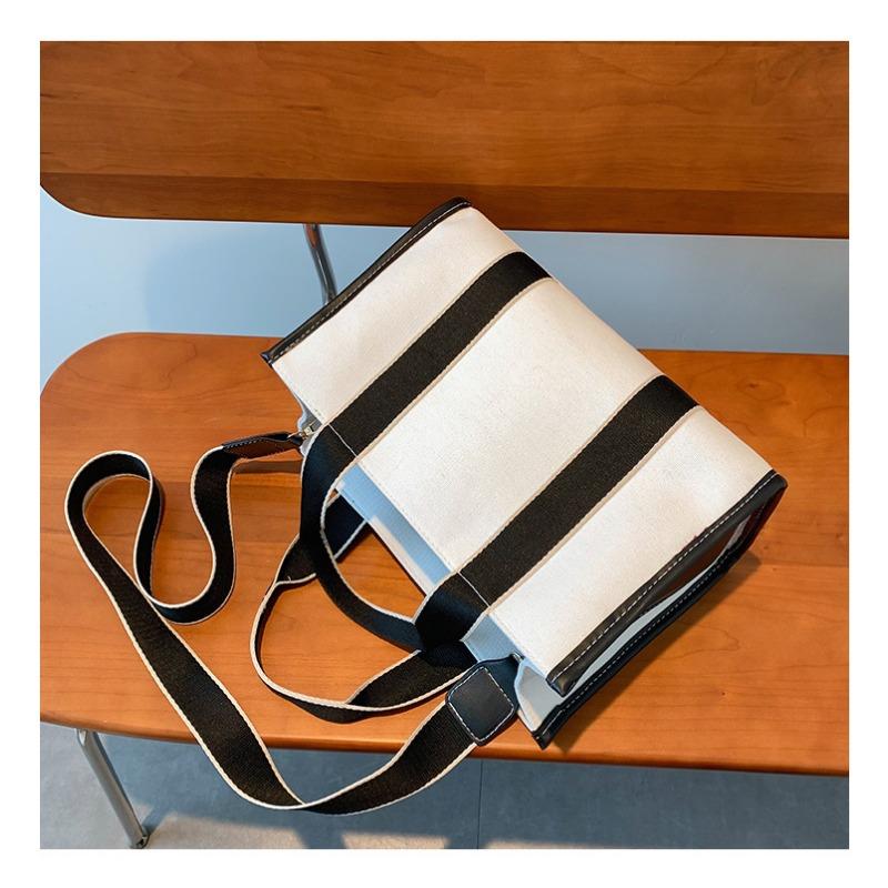 Korean Fashion Canvas Bag Korean Instagram Large Capacity Handheld Bag Women Commuter Shoulder Crossbody Tote