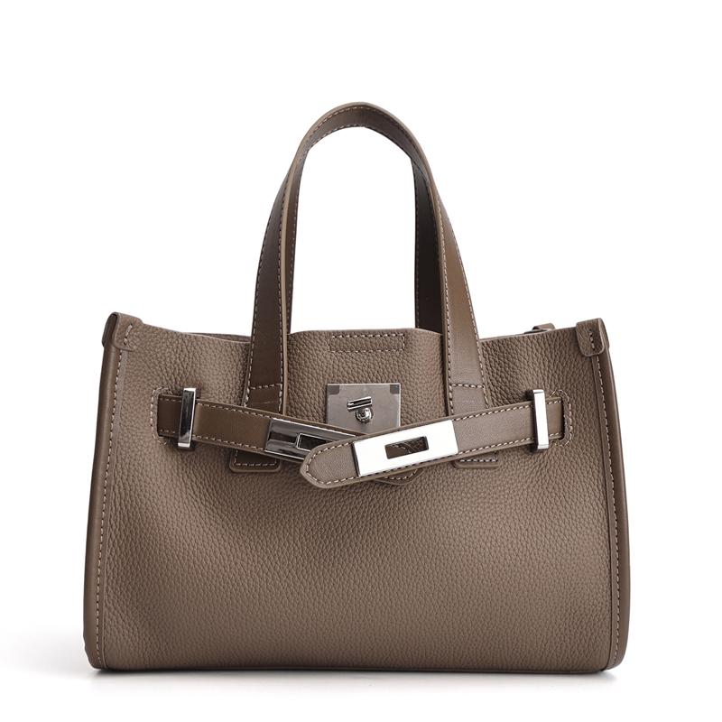 

2026 Spring New women s Retro Genuine Cowhide Leather Tote Bag Female Luxury Designer Shoulder Underarm Bags Niche Crossbody Bag 25x9x16cm серый