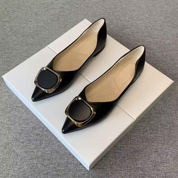 Flat shoes women's shallow mouth 2025 spring new versatile four-season pointed single shoes soft sole square buckle ladyshoes comfortable Doudou shoes