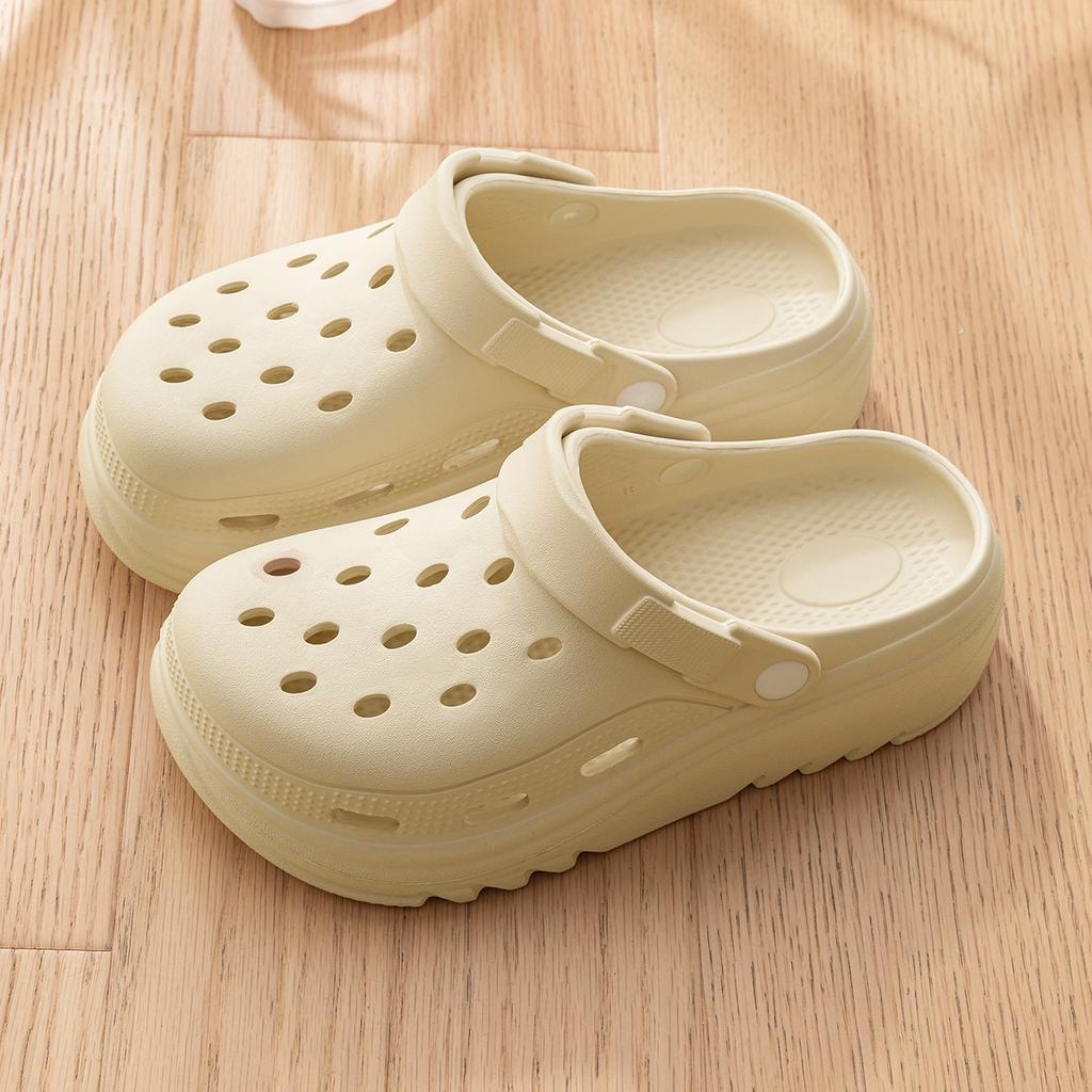 Women and Men's Hole Shoes Summer Non-Slip Outdoor Sandals Closed Toe Shit Feeling Beach Slippers Thick Bottom Soft Bottom