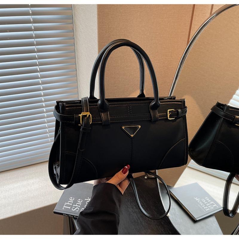 

Ретро портативная маленькая квадратная сумка женская новая модная повседневная сумка на плечо универсальная текстурная сумка-мессенджер чёрный