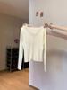 Niche V-Neck Lace Patchwork Knitwear: Autumn/Winter Slimming Cinched Waist Long Sleeve Top for Women
