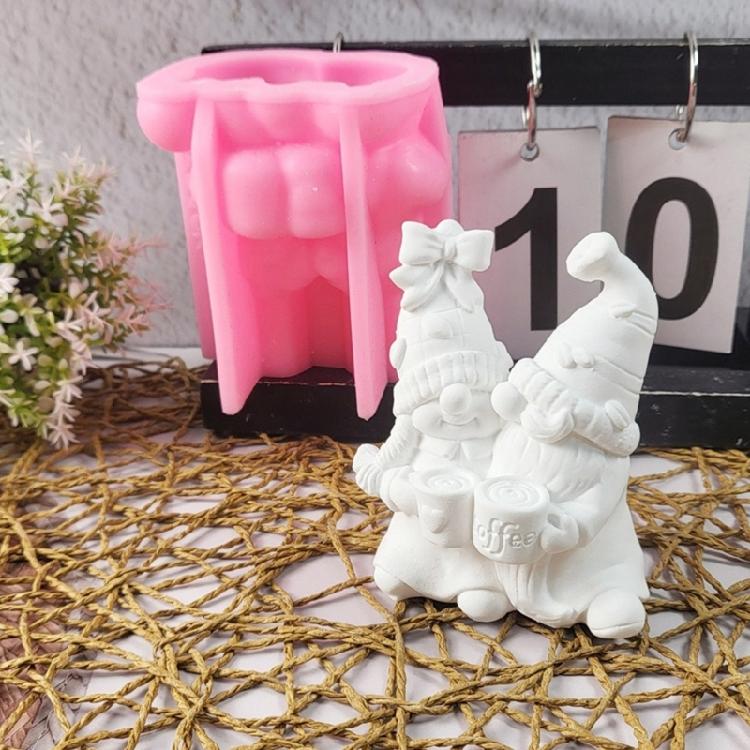 Easy Release Silicone Mold Detailed Gnome Shaped Candle Mold for Dinner Decoration Plaster Mold for Handmade Lover