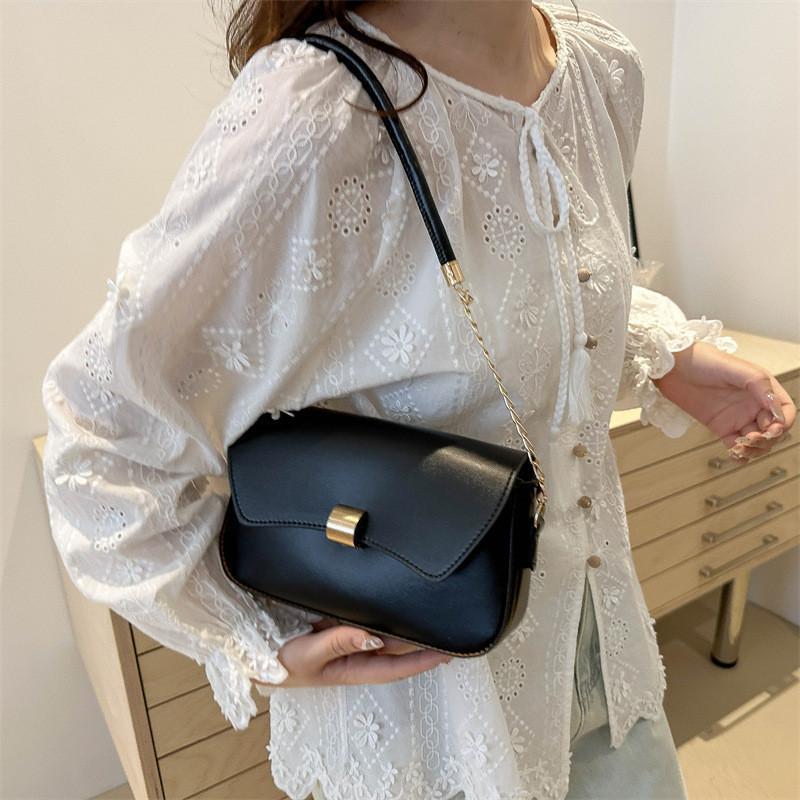 Elegant Pu Leather Chain Shoulder Bag For Women Trendy 2024 Street Style Small Square Bag