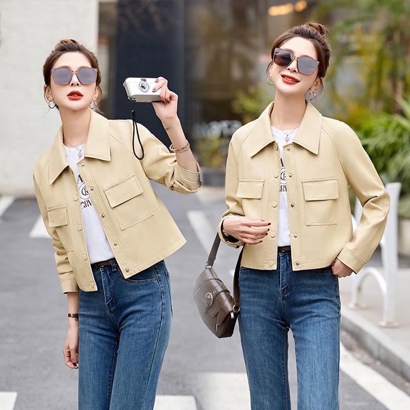 

Женская модная весенняя куртка из искусственной кожи свободного кроя 2025, повседневный топ Z8803 M (90-108 jin) грязно-белый