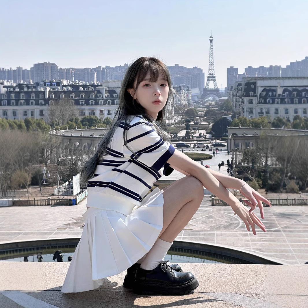 

Shang Xiaoman Korean College Style Striped Polo T-shirt for Women - Trendy, Slimming, and Youthful Design M (suggested up to 90 jin) білий