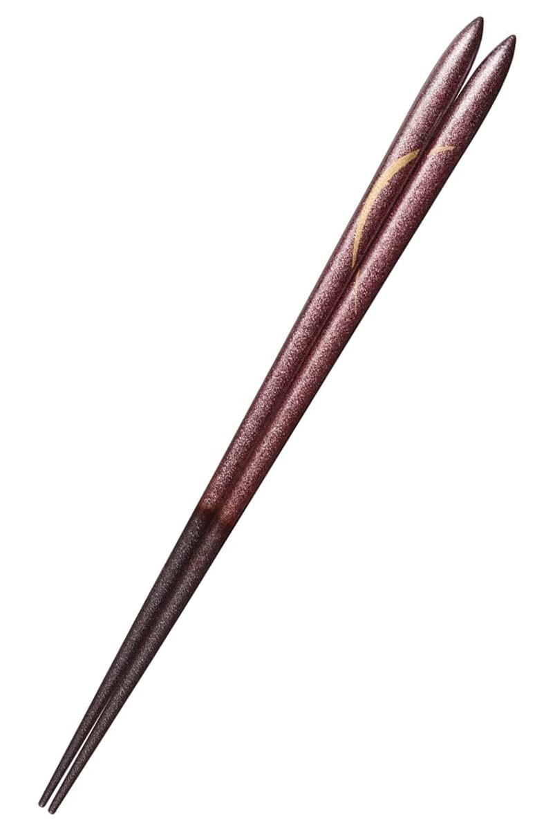 

21cm made from natural wood with a lacquer crafted with meticulous care by Japanese The chopsticks feature a sophisticated design with a focus on