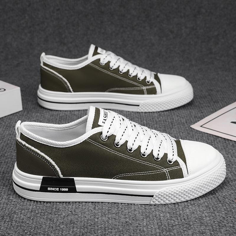 Canvas shoes men's 2025 spring new trend versatile outdoor skateboard shoes student campus style soft sole fashion board shoes