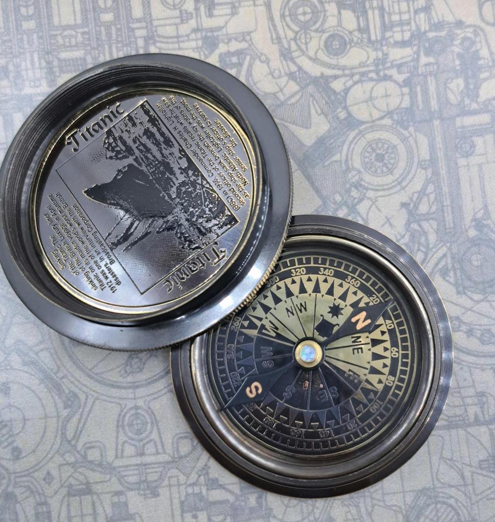 Titanic Ship Antique Pocket Compass – Vintage Black Brass Nautical Navigation Tool, 7 cm
