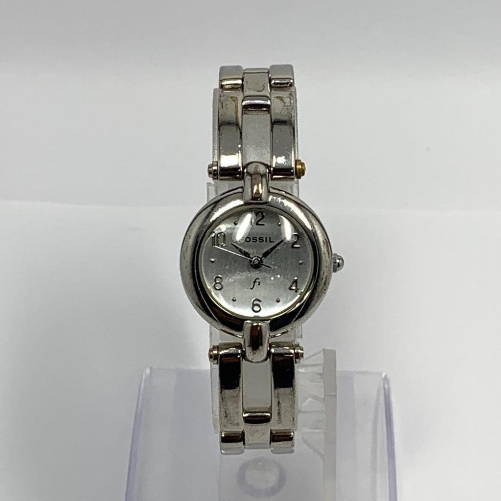 Used 802 [Battery replaced and cleaned] Working item FOSSIL ladies watch Fossil silver quartz type popular rare vintage