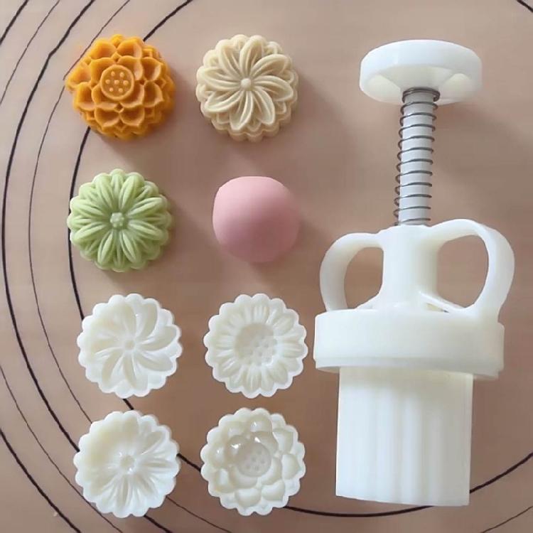 20g Cute Flower Shape Plastic Mooncake Mold Mooncake Mold DIY Baking Accessories