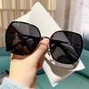 Nouvelles Lunettes de Soleil à Monture Oversize Femmes Mode Vintage Bling Lunettes de Soleil Pour Femmes Tendance Lunettes Protéger Lunettes d'Extérieur UV400
