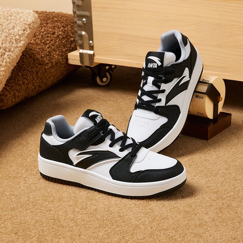 Anta Comfortable Versatile Non-Slip Wear-Resistant Low-Top Kids Skate Shoes Kids Sneakers White Black A12448099-1