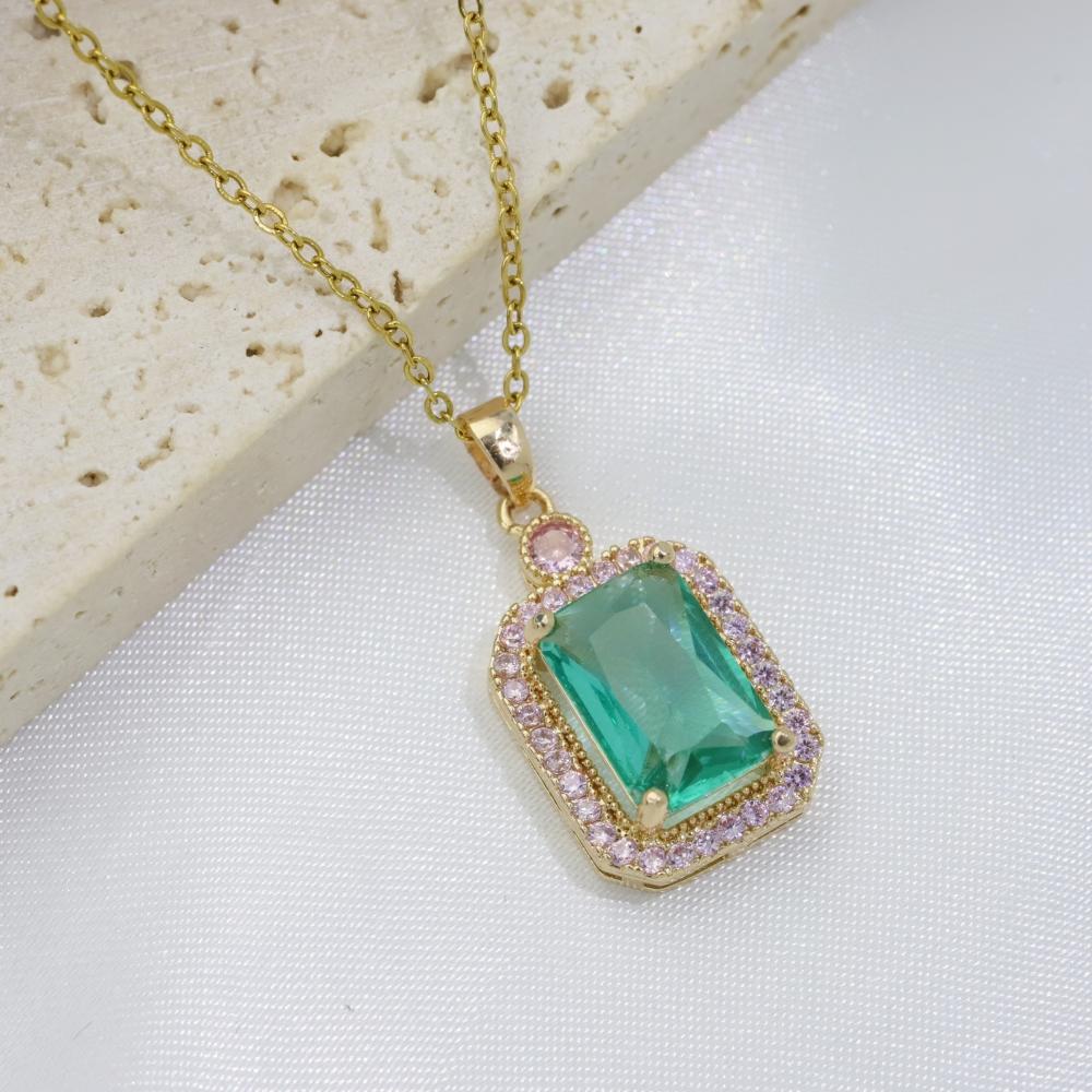 Luxury Square Pendant Necklaces for Women Fashion Zirconia Necklace Wedding Party Jewelry Accessories