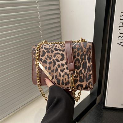 2025 New Niche Design Leopard Print Shoulder Bag Fashionable and Simple Underarm Bag Chain Messenger Bag Personalized Messenger Bag