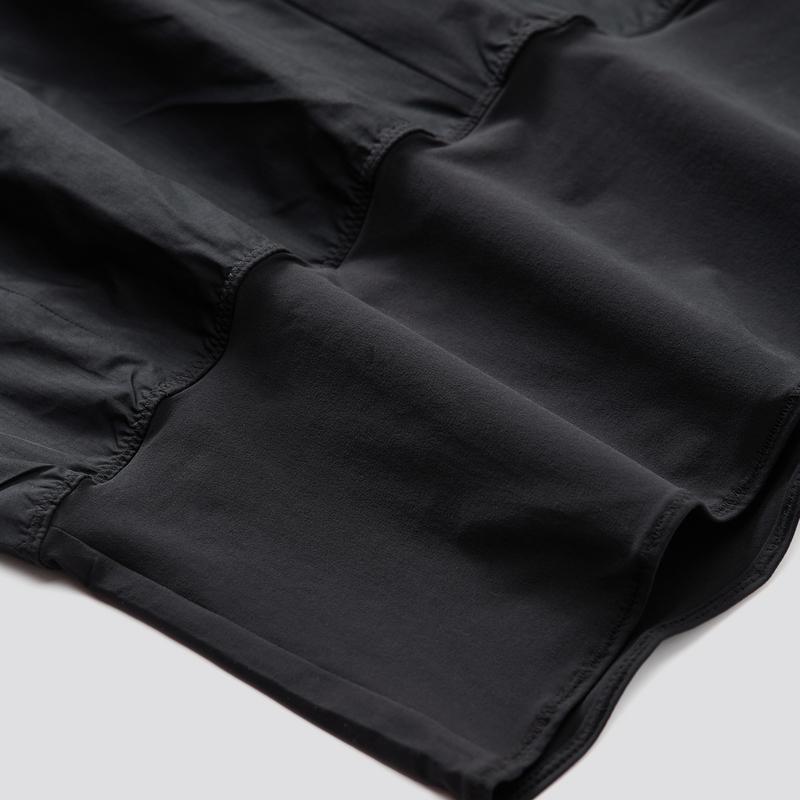 New SALOMON SS25 Jackets & Coats Unisex Pitch Black C24553