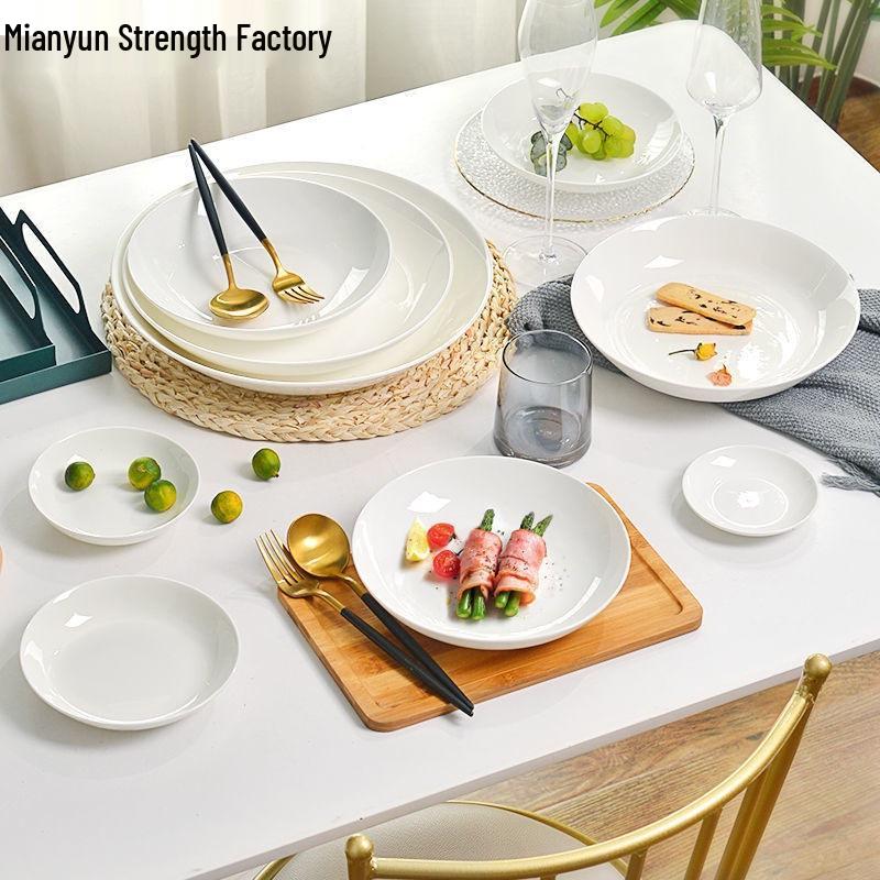 6-piece White Porcelain Deep Dinner Plate Set, 6-inch