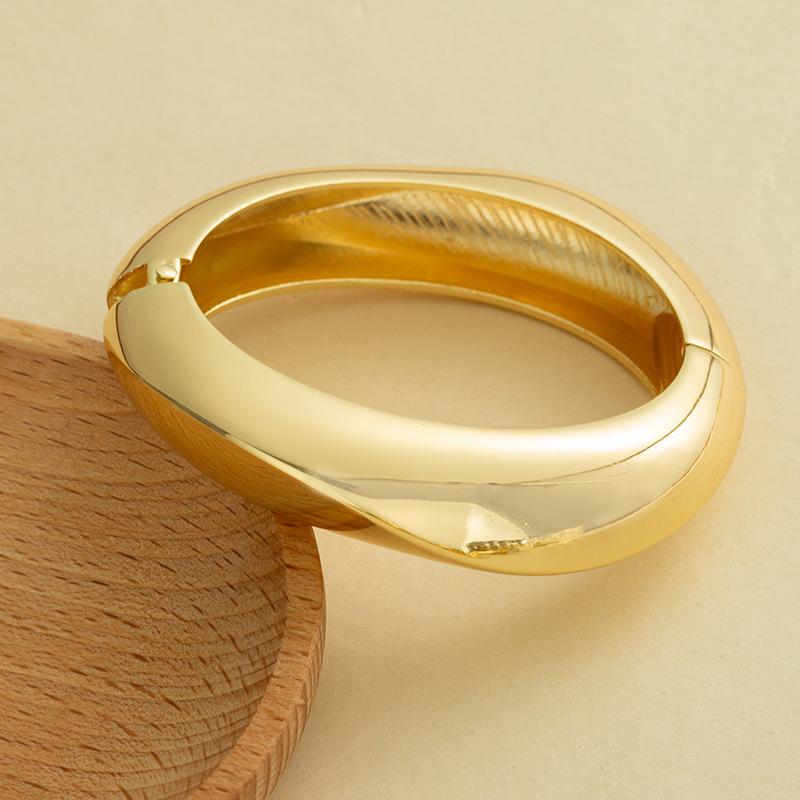 Design-inspired Metal Smooth-textured Open Bracelet, Minimalist Geometric, Individualistic Wide Wristband