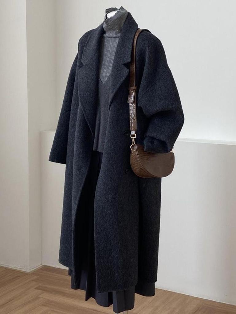 Petite-Friendly Hepburn Style Wool Coat - Mid-Length Women's Overcoat for Autumn/Winter 2025, New Korean Style