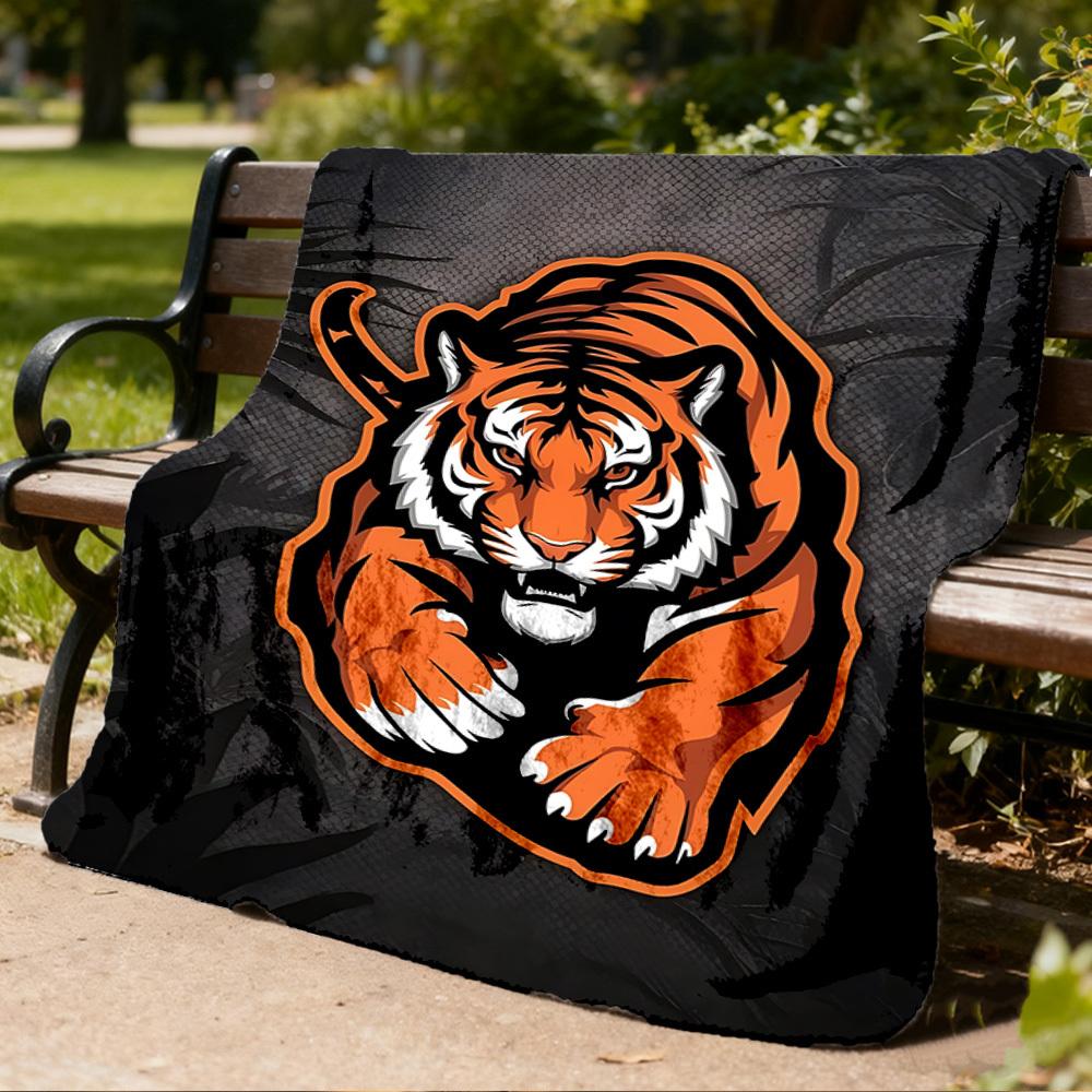 1pc Tiger Print Print Outdoor Blanket, Lightweight Polyester,