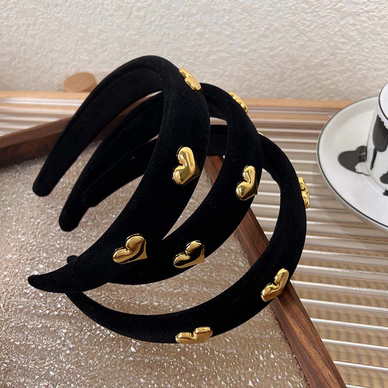 Punk Black Color Velvet Plush Hairbands Gold Color Alloy Love Heart Wide Brimmed Headband for Women Lady Hair Accessories