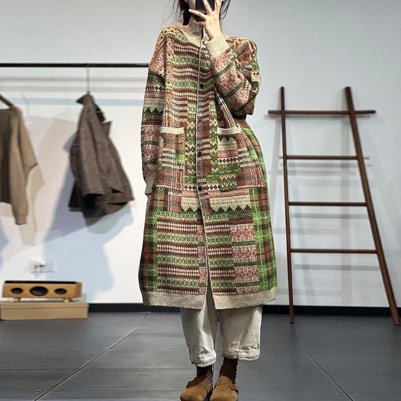 Literary and artistic contrasting color long sweater women's autumn and winter lazy knitted cardigan loose sweater big coat