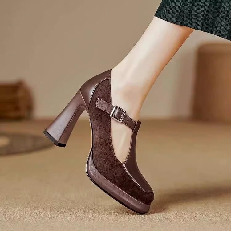 

Retro small leather shoes women s 2025 spring new women s shoes thick heel medium heel low-top shoes square head T-shaped shoes light mouth single s 39