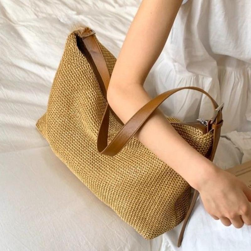 Handmade Niche Woven Bag Large Capacity Fashionable Straw Woven Shoulder Bag Versatile Commuter Tote Bags