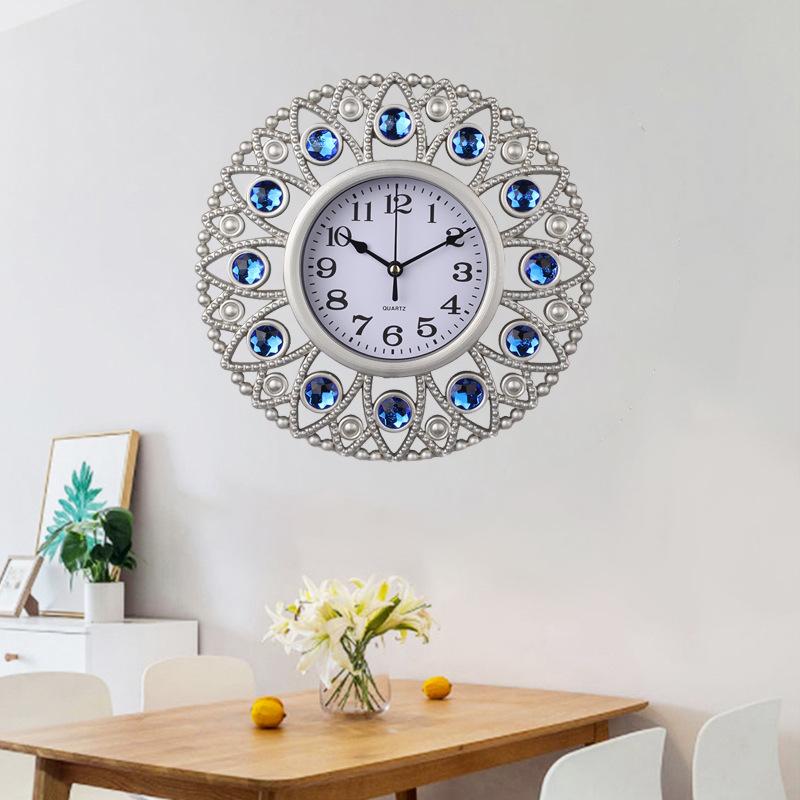Clock Wall Clock Living Room Fashion Creative Clock Wall Watch Simple Wall Home Decoration Wall Hanging Electronic Quartz Clock