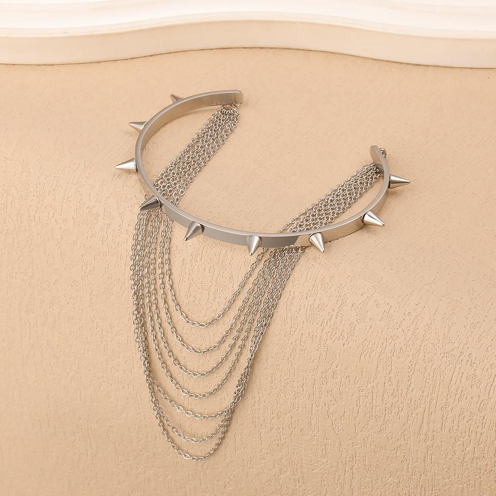 European-American Tassel Armband: 18K Gold U-Shaped Titanium Steel Bracelet